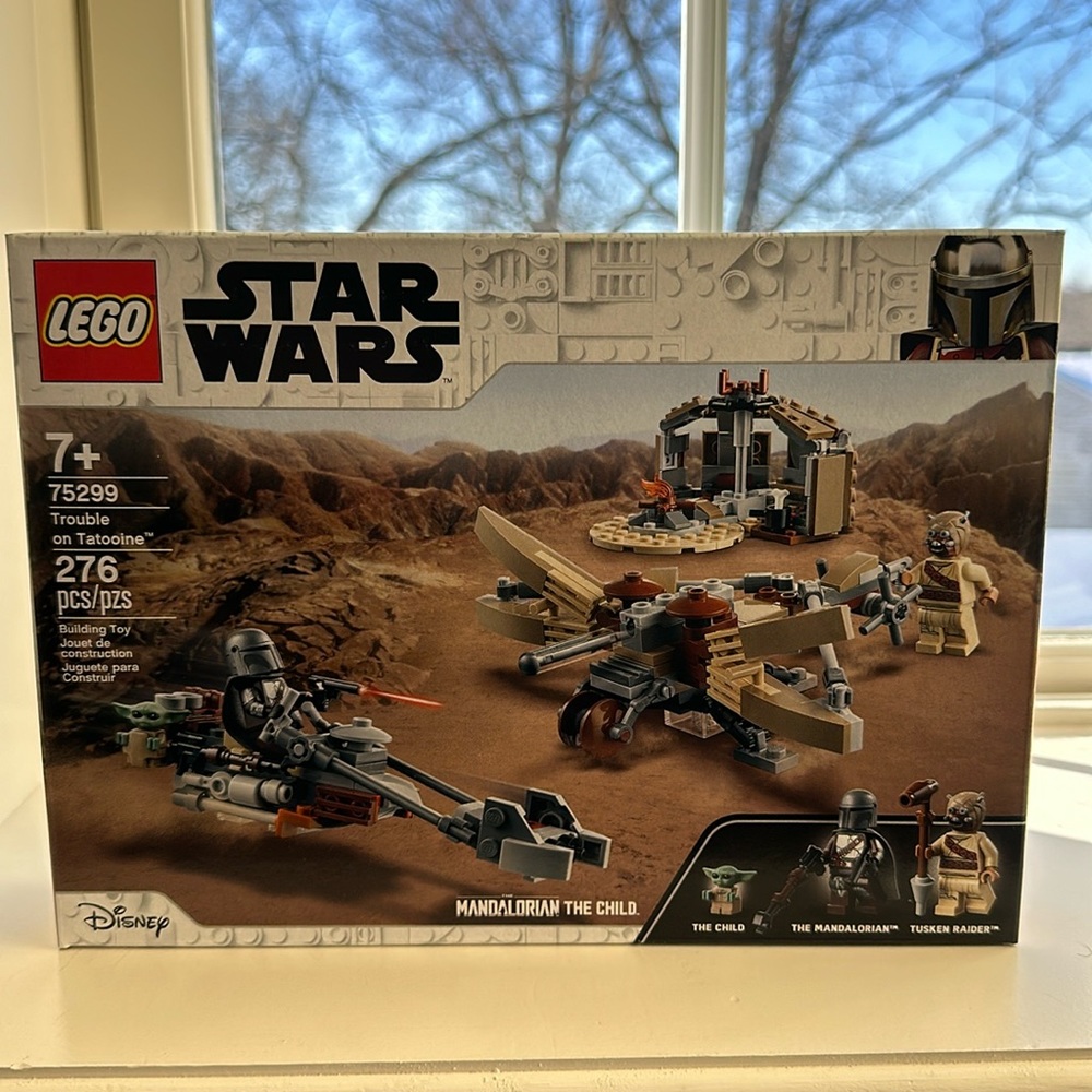 NEW LEGO Star Wars Trouble on Tatooine 75299